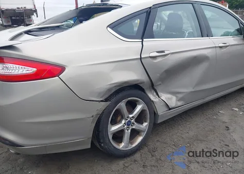 2015 Ford Fusion Se z USA, uszkodzony, nr VIN 3FA6P0H76FR187850